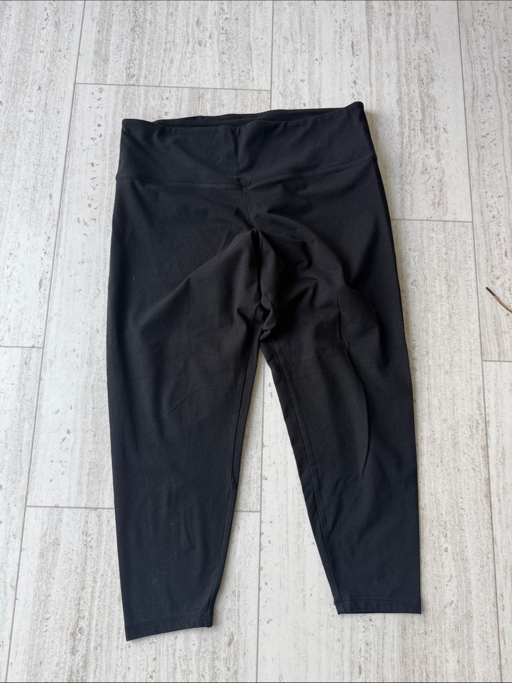 Victoria's Secret Black High-Rise 7/8 Leggings